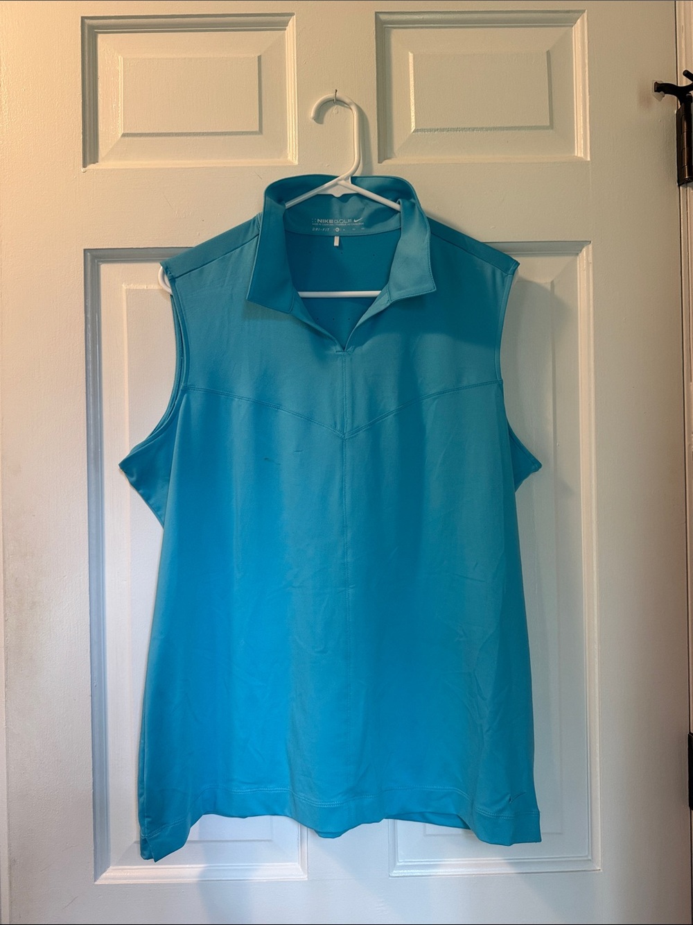 🛍️Nike Women's Sleeveless Polo Tank Top - Size XL